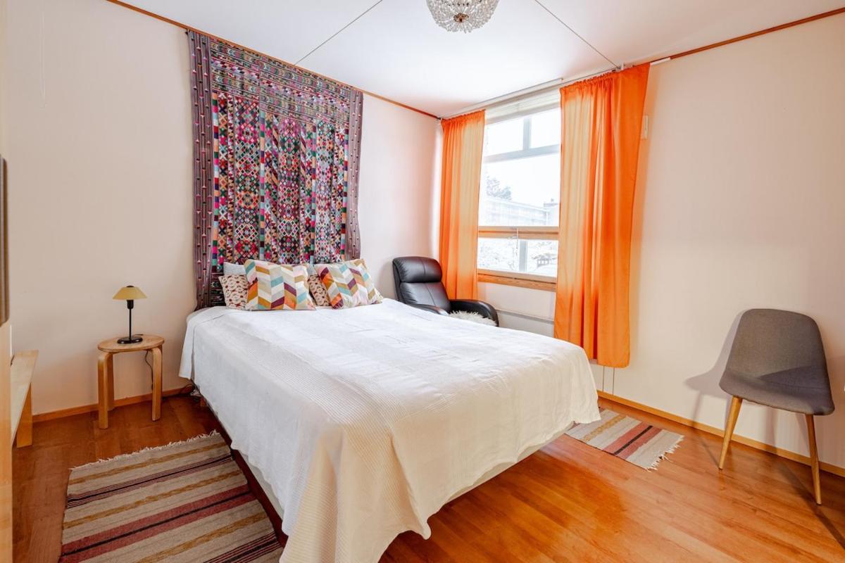 Bungalow house flat in Rekola 33m2 Vantaa Bagian luar foto
